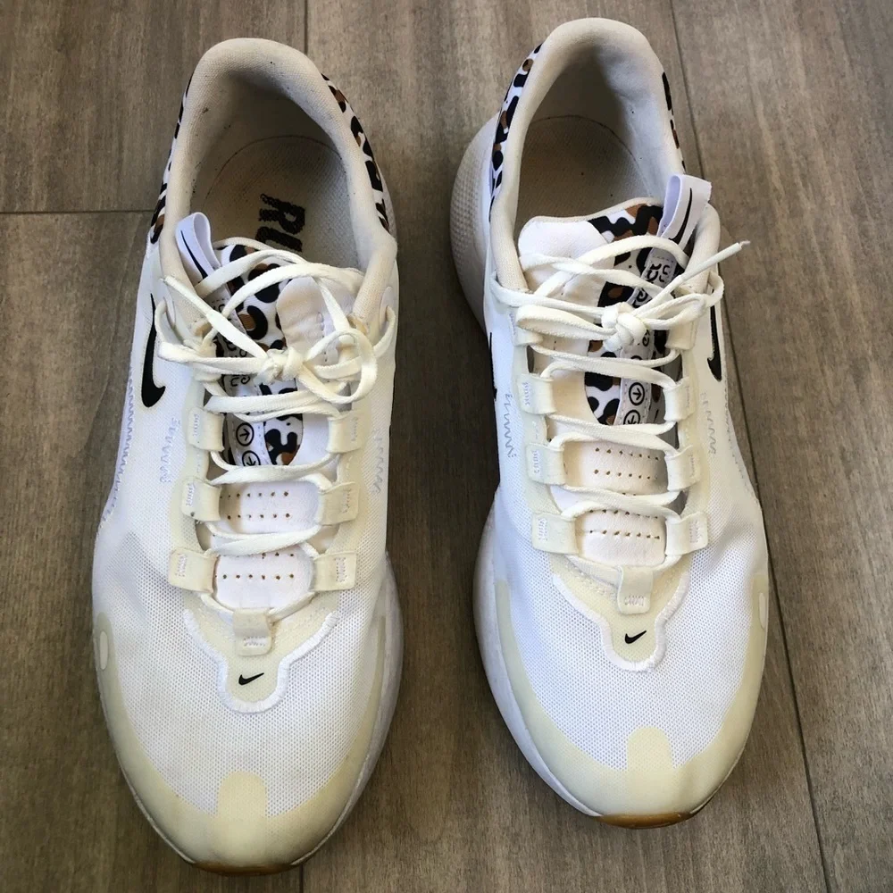 Nike React Escape Run White Leopard Sneakers 11